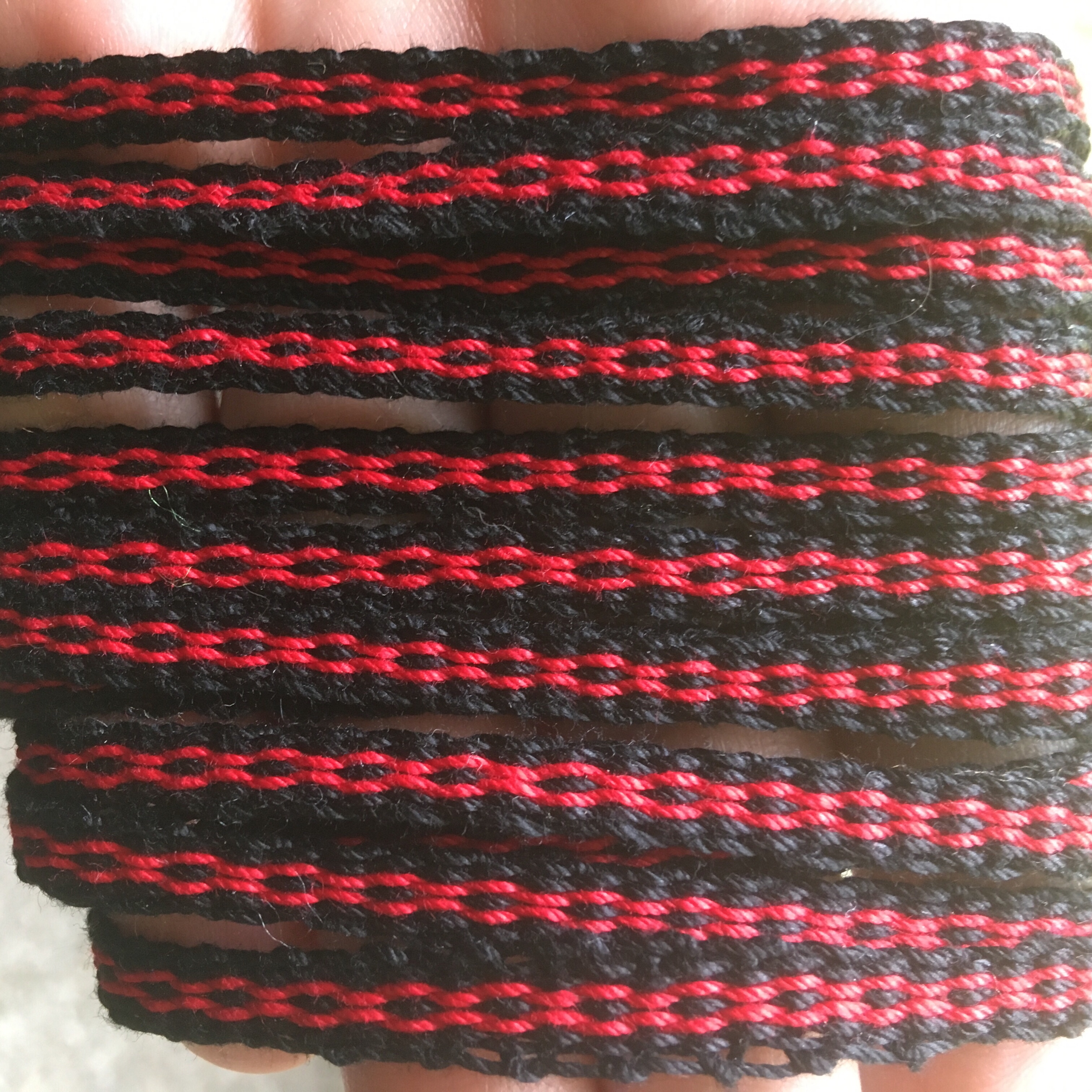 Weaving shoelaces sales